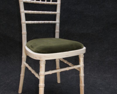 Chivari Chair Green Pad