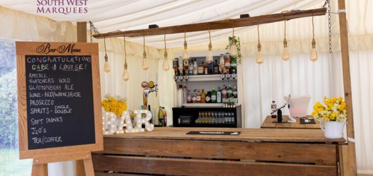 rustic bar for wedding-min